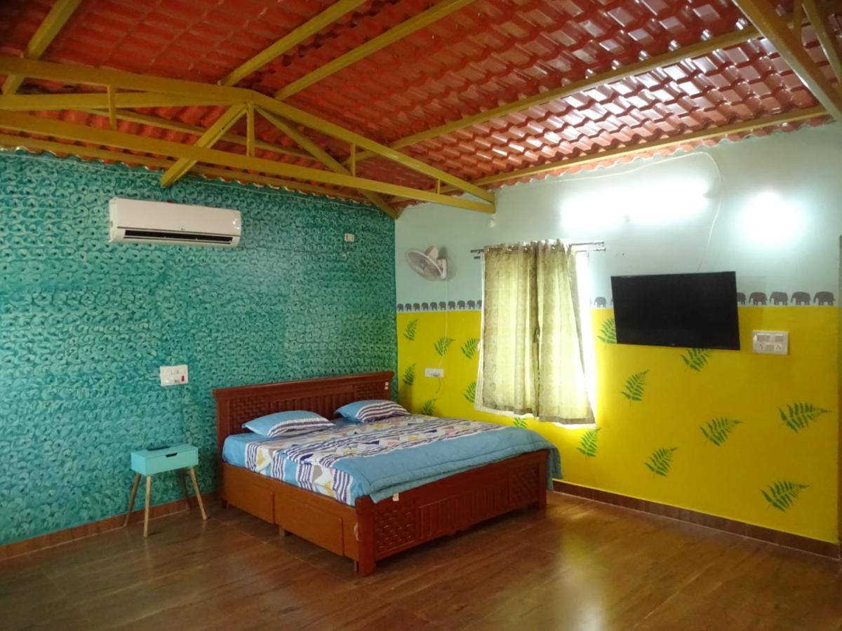 Mangohut Farmhouse Pool Villa Hyderabad Exterior photo